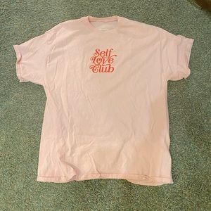 *NEW NEVER WORN* Pink Lonely Ghost ❤️ ME XL t shirt